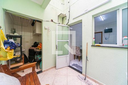 Casa de condomínio à venda com 140m², 3 quartos e 3 vagasQuintal Interno