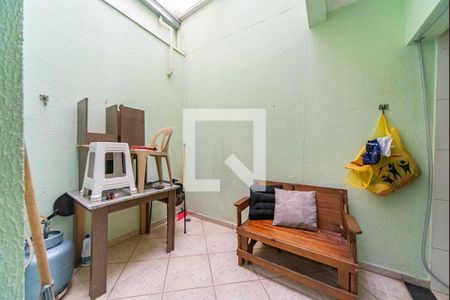 Casa de condomínio à venda com 140m², 3 quartos e 3 vagasQuintal Interno