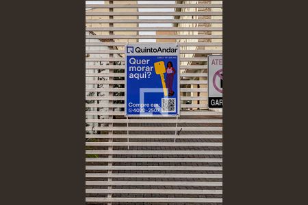 Casa de condomínio à venda com 140m², 3 quartos e 3 vagasPlaca Banner Instalada na Fachada