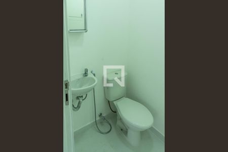 Apartamento para alugar com 45m², 2 quartos e sem vagaBanheiro