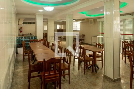 Apartamento para alugar com 45m², 2 quartos e sem vagaÁrea comum - Salão de festas