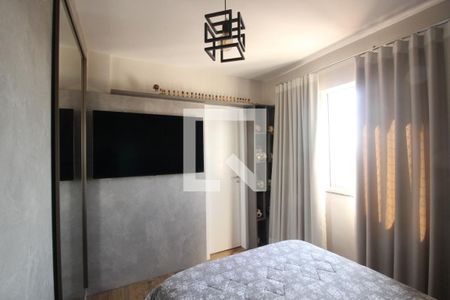 Apartamento à venda com 150m², 4 quartos e 3 vagasQuarto 2