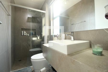 Apartamento à venda com 150m², 4 quartos e 3 vagasBanheiro 1