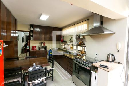 Casa para alugar com 170m², 3 quartos e 2 vagasCozinha