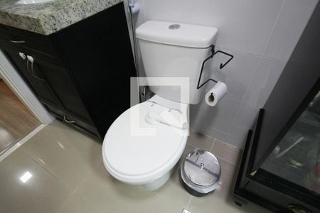Apartamento à venda com 98m², 3 quartos e 1 vaga Apartamento à venda com 98m², 3 quartos e 1 vagaBanheiro da Suíte