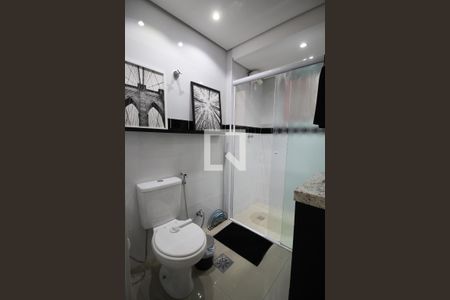 Apartamento à venda com 98m², 3 quartos e 1 vaga Apartamento à venda com 98m², 3 quartos e 1 vagaBanheiro