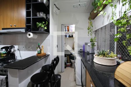 Apartamento à venda com 98m², 3 quartos e 1 vaga Apartamento à venda com 98m², 3 quartos e 1 vagaÁrea de Serviço