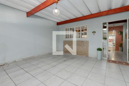 Casa à venda com 100m², 2 quartos e 2 vagasGaragem