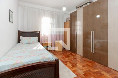 Casa à venda com 100m², 2 quartos e 2 vagasQuarto 2