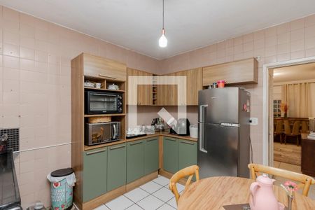 Casa à venda com 100m², 2 quartos e 2 vagasCozinha