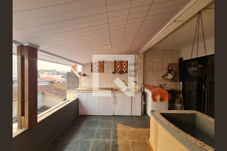 Casa à venda com 131m², 4 quartos e 4 vagasÁrea de Serviço