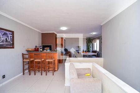 Apartamento à venda com 268m², 3 quartos e 3 vagas Apartamento à venda com 268m², 3 quartos e 3 vagasCobertura