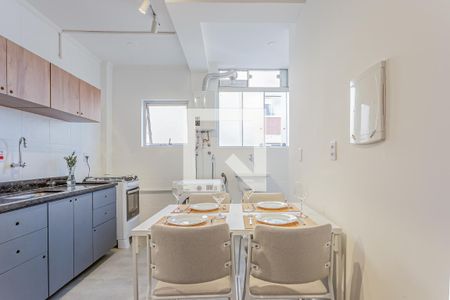 Apartamento à venda com 3 quartos, 64m² em Vila Olímpia, São Paulo