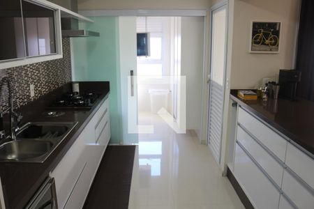 Apartamento à venda com 124m², 2 quartos e 3 vagasCozinha