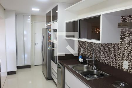 Apartamento à venda com 124m², 2 quartos e 3 vagasCozinha