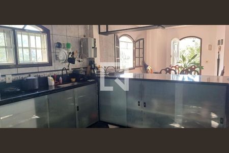 Casa à venda com 1 quarto, 84m² em Engenho do Mato, Niterói