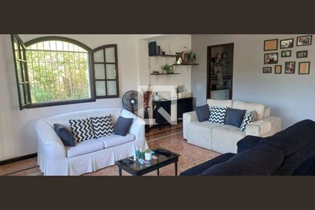 Casa à venda com 1 quarto, 84m² em Engenho do Mato, Niterói