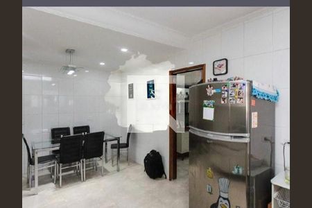 Casa à venda com 3 quartos, 125m² em Vila Santa Clara, São Paulo