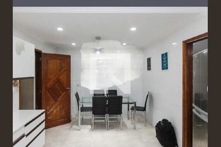 Casa à venda com 3 quartos, 125m² em Vila Santa Clara, São Paulo
