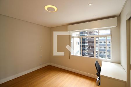 Apartamento à venda com 243m², 3 quartos e 2 vagasQuarto 1
