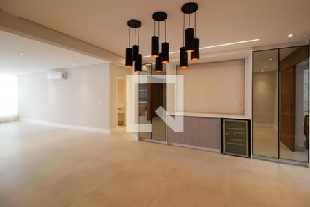 Apartamento à venda com 243m², 3 quartos e 2 vagasSala