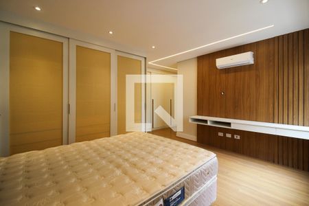 Apartamento à venda com 243m², 3 quartos e 2 vagasSuíte