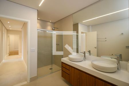 Apartamento à venda com 243m², 3 quartos e 2 vagasBanheiro