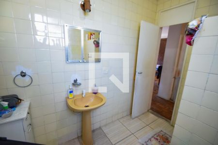 Apartamento à venda com 65m², 2 quartos e 1 vaga Apartamento à venda com 65m², 2 quartos e 1 vagaBanheiro