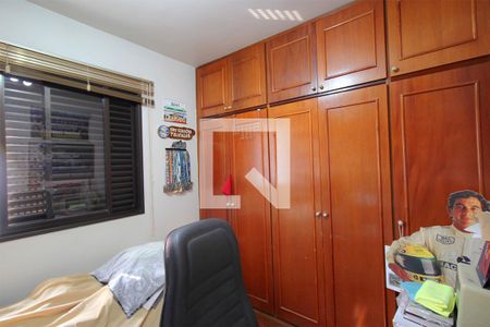 Apartamento à venda com 123m², 4 quartos e 2 vagasQuarto 2