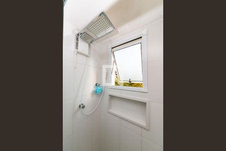 Apartamento para alugar com 70m², 2 quartos e 1 vaga Apartamento para alugar com 70m², 2 quartos e 1 vagaBanheiro da Suíte