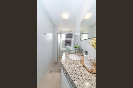 Apartamento para alugar com 70m², 2 quartos e 1 vaga Apartamento para alugar com 70m², 2 quartos e 1 vagaBanheiro Social