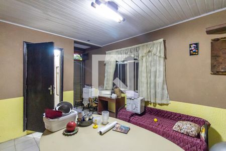 Casa à venda com 336m², 5 quartos e 1 vaga Casa à venda com 336m², 5 quartos e 1 vagaQuarto 3