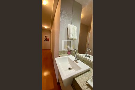 Apartamento à venda com 120m², 4 quartos e 2 vagasBanheiro Social