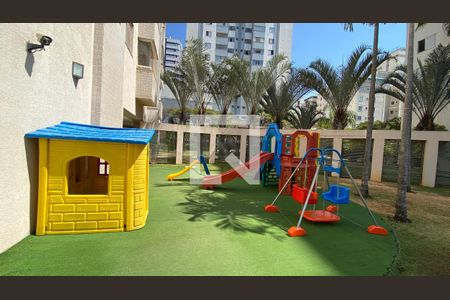 Apartamento à venda com 120m², 4 quartos e 2 vagasÁrea comum