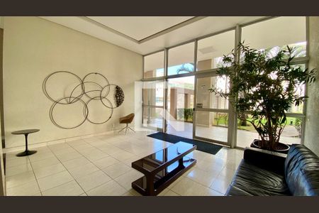 Apartamento à venda com 120m², 4 quartos e 2 vagasHall social