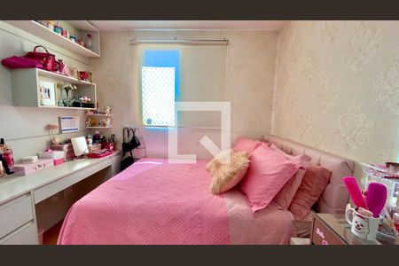 Apartamento à venda com 120m², 4 quartos e 2 vagasQuarto 2