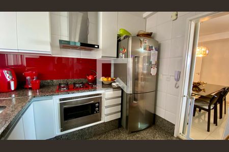 Apartamento à venda com 120m², 4 quartos e 2 vagasCozinha