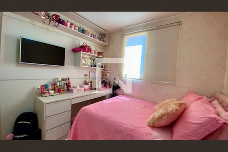 Apartamento à venda com 120m², 4 quartos e 2 vagasQuarto 2