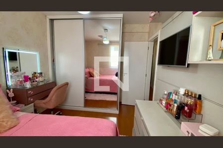 Apartamento à venda com 120m², 4 quartos e 2 vagasQuarto 2