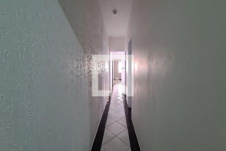 Corredor de casa à venda com 2 quartos, 125m² em Vila Antonieta, São Paulo