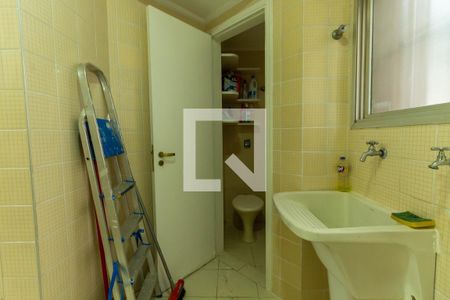 Apartamento à venda com 75m², 3 quartos e 2 vagas Apartamento à venda com 75m², 3 quartos e 2 vagasÁrea de Serviço