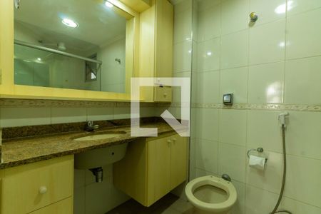 Apartamento à venda com 75m², 3 quartos e 2 vagas Apartamento à venda com 75m², 3 quartos e 2 vagasBanheiro