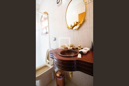 Casa à venda com 390m², 6 quartos e 8 vagasBanheiro da Suíte 3