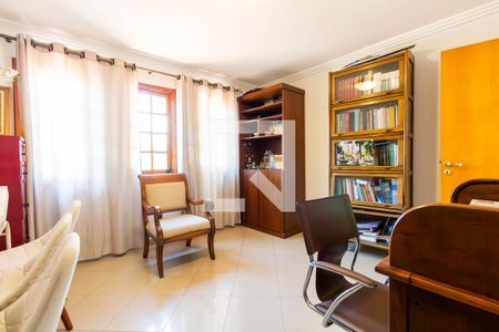 Casa à venda com 390m², 6 quartos e 8 vagasQuarto 3 - suíte