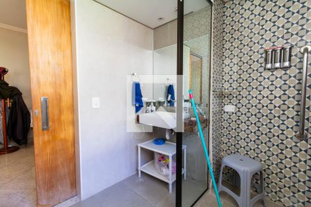 Casa à venda com 390m², 6 quartos e 8 vagasBanheiro da Suíte 1