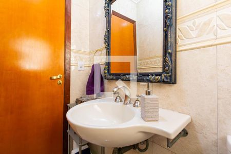 Casa à venda com 390m², 6 quartos e 8 vagasBanheiro 5