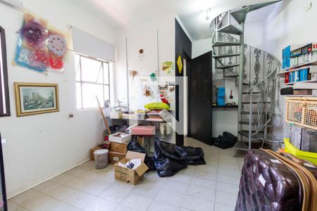 Casa à venda com 390m², 6 quartos e 8 vagasQuarto de Serviço