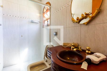 Casa à venda com 390m², 6 quartos e 8 vagasBanheiro da Suíte 3