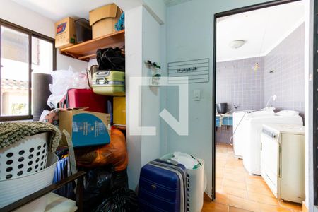 Casa à venda com 390m², 6 quartos e 8 vagasQuarto de Serviço