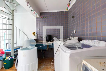 Casa à venda com 390m², 6 quartos e 8 vagasÁrea de Serviço